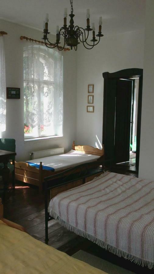 Dom Pod Orlimi Skalami - Blisko Zamku Czocha Daire Leśna Dış mekan fotoğraf